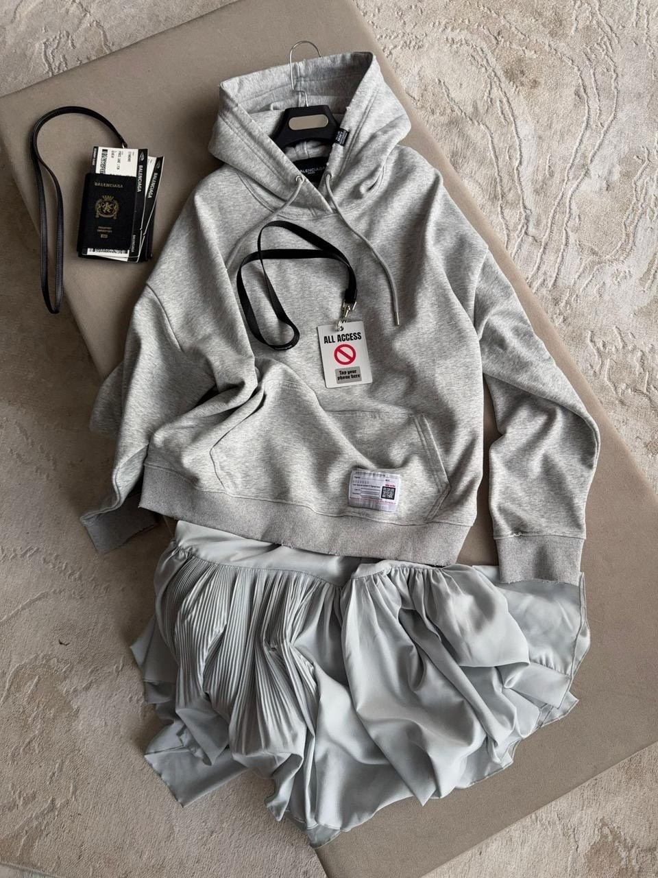 оверсайз толстовка,оверсайз свитшот,худи оверсайз,оверсайз одежда