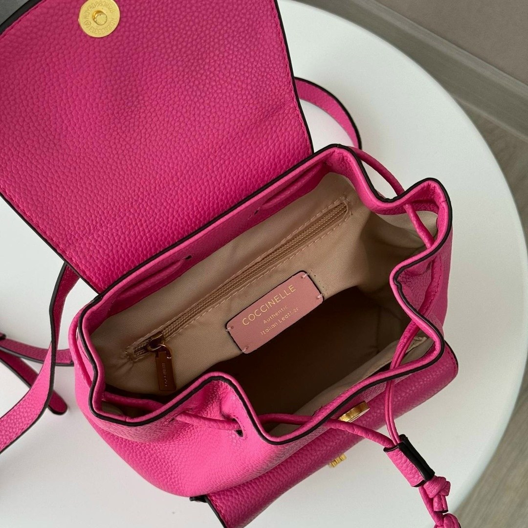 рюкзак coccinelle,женские рюкзаки,рюкзак,кожаный рюкзак женский,брендовые рюкзаки