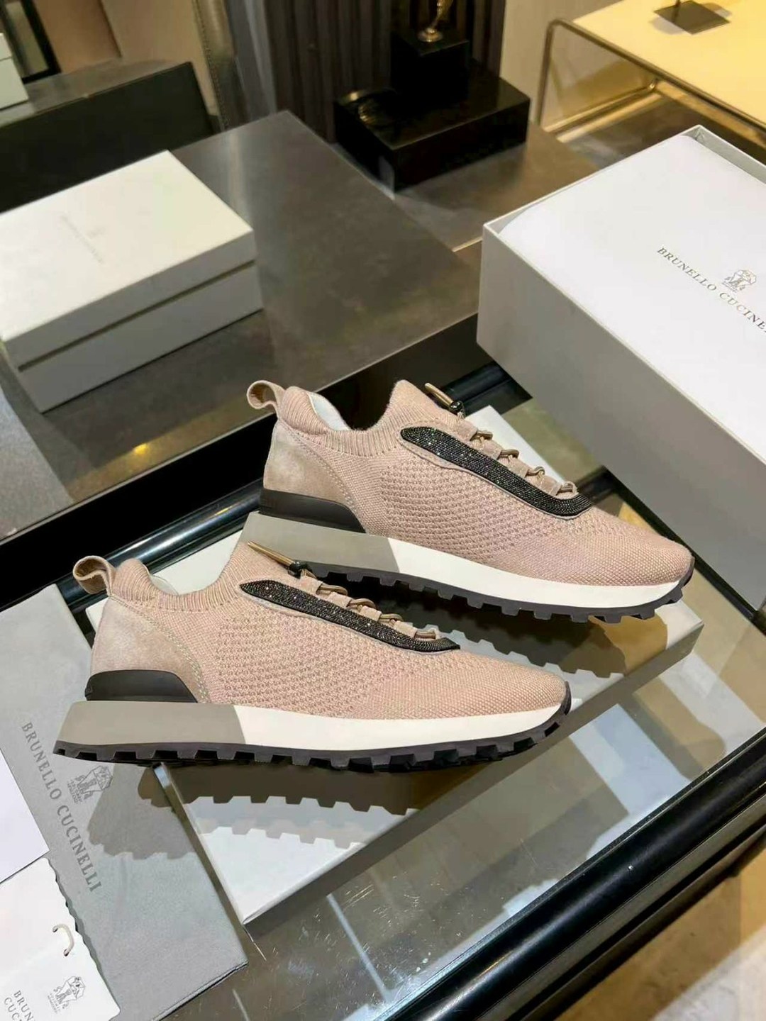 ,комбинированные кроссовки brunello cucinelli,кроссовки brunello cucinelli,кроссовки женские brunello cucinelli,женские кроссовки