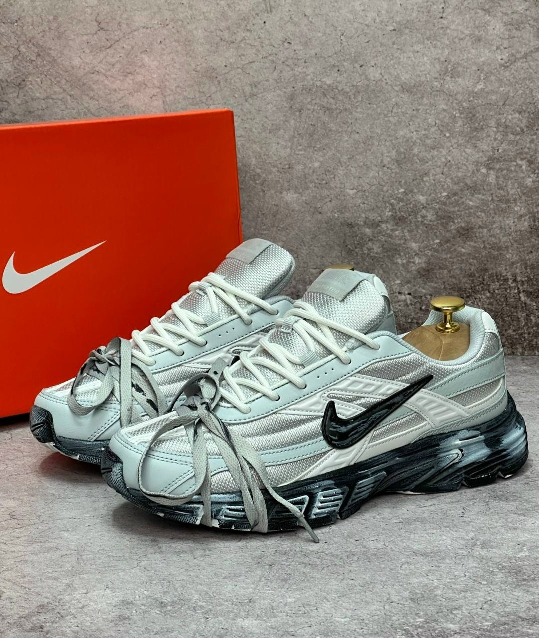 кроссовки nike,кроссовки nike initiator,nike initiator кроссовки для женщин silver,кроссовки,nike initiator кроссовки мужские