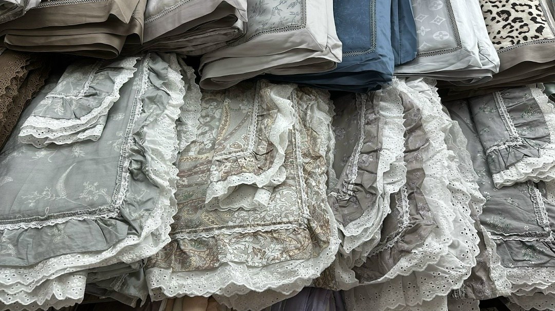 топ роскошный многослойный комплект постельного белья с рюшами,комплекты постельного белья,постельное белье с кружевом,постельное белье из сатина с рюшами и кружевом губерния,детское постельное белье