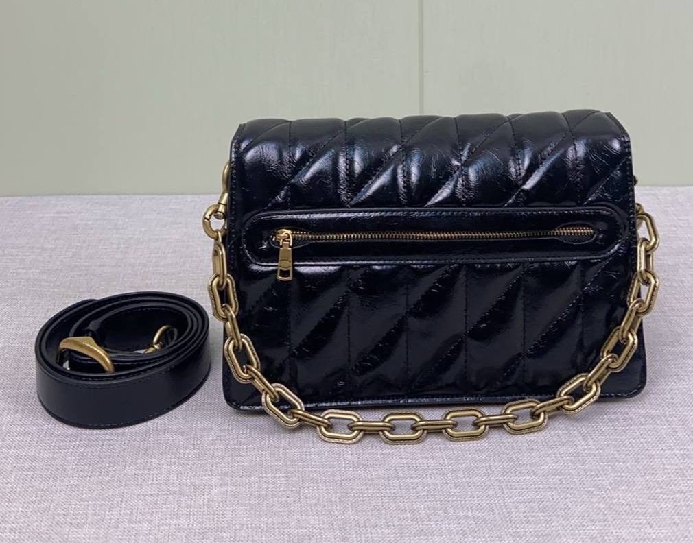 сумка coach женская,стеганая сумка через плечо 26 с цепочкой coach черный,стеганая кожаная сумка через плечо tabby 20 с цепочкой coach,сумка coach,сумка стеганая