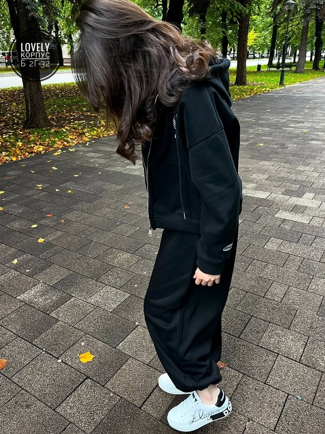 спортивные костюмы женские,оверсайз костюм,стильные спортивные костюмы,спортивный костюм,костюм с худи