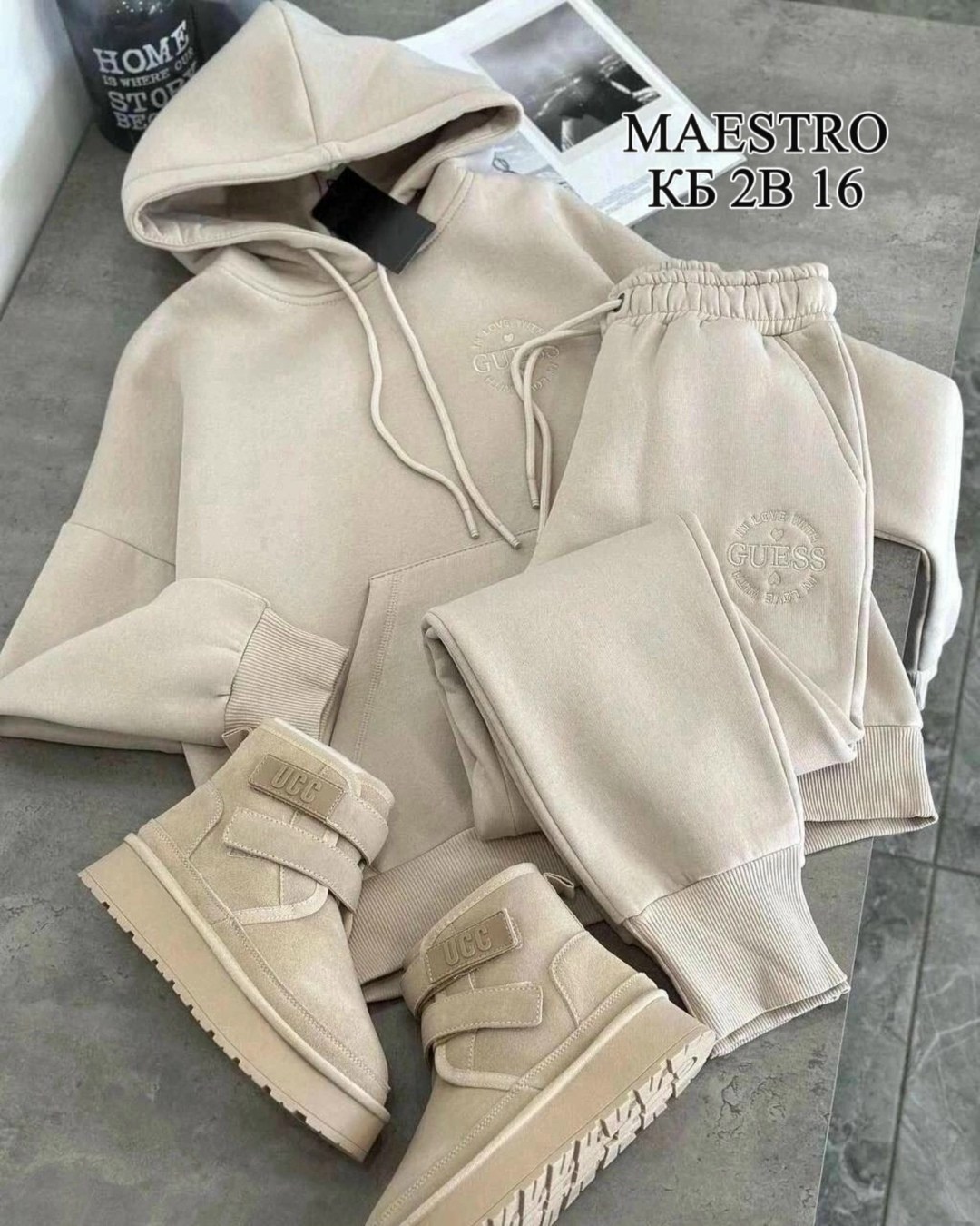 спортивный костюм guess,костюм на флисе,спортивный костюм guess трехнитка на флисе,спортивные костюм,костюм guess