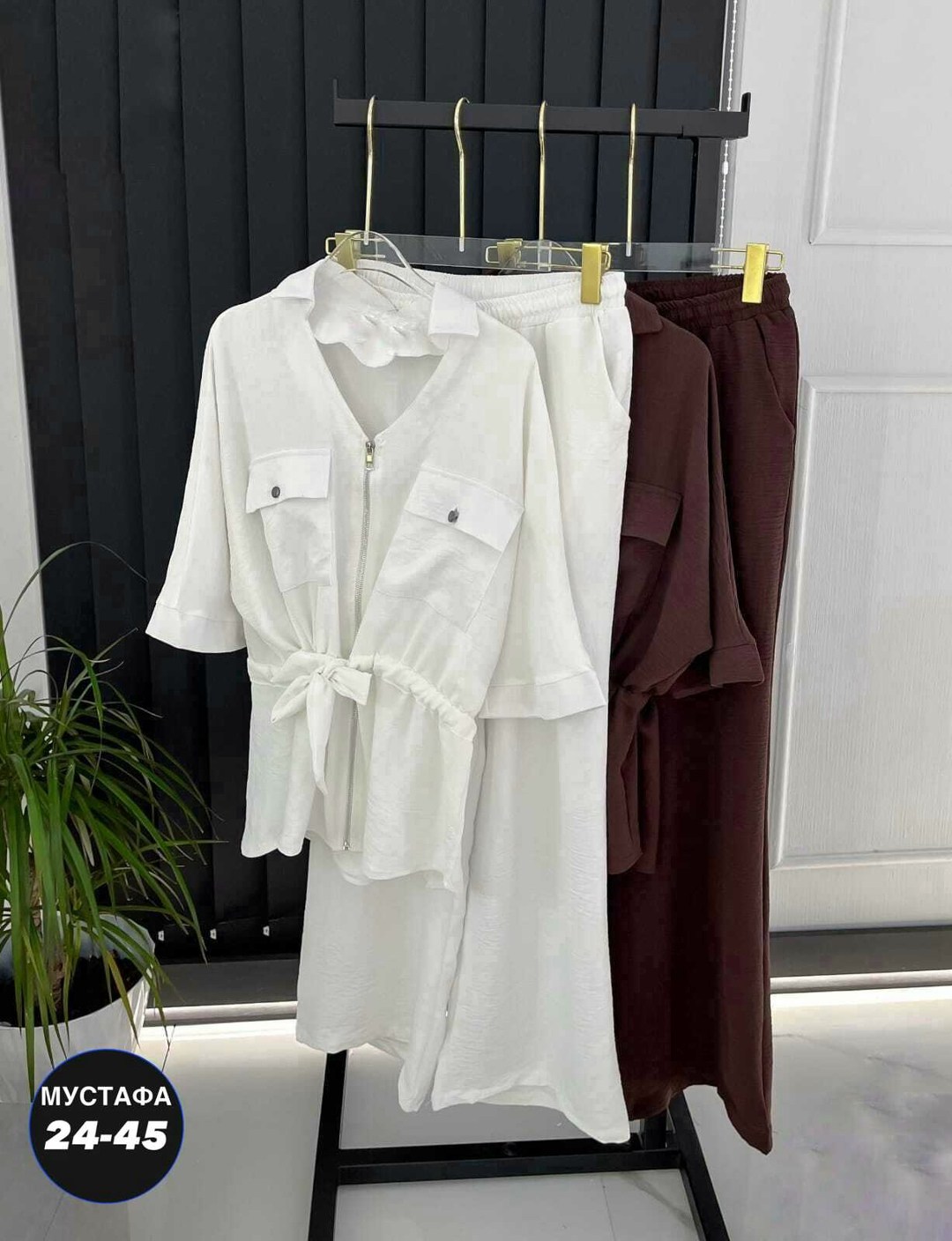 женский костюм двойка,брючный костюм,костюм двойка сингапур,костюм брючный белый,стильные женские костюмы