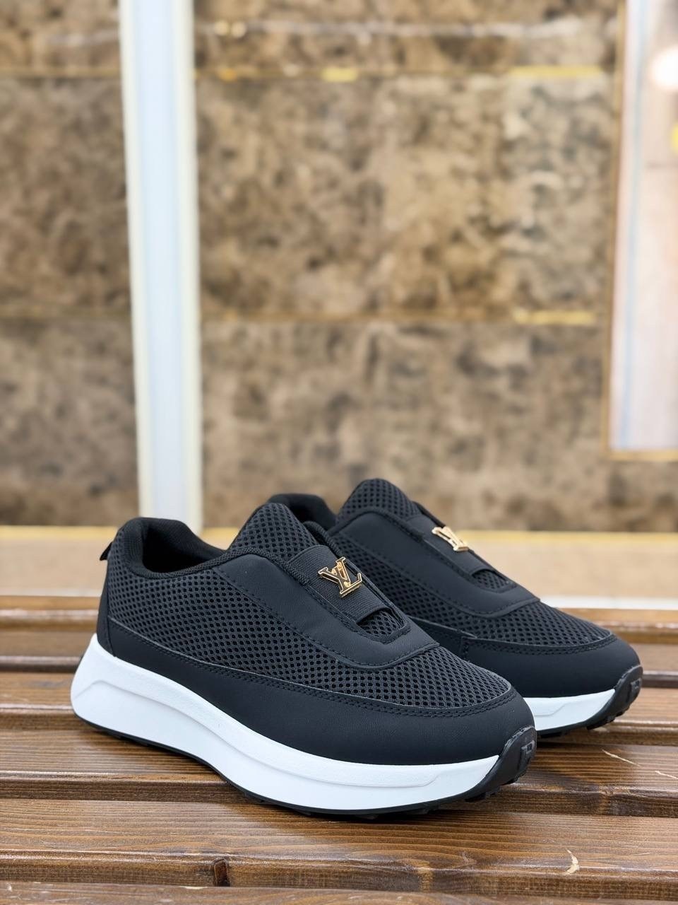 ,женские кроссовки,кроссовка мужской,мужские кроссовки,коричневые кроссовки