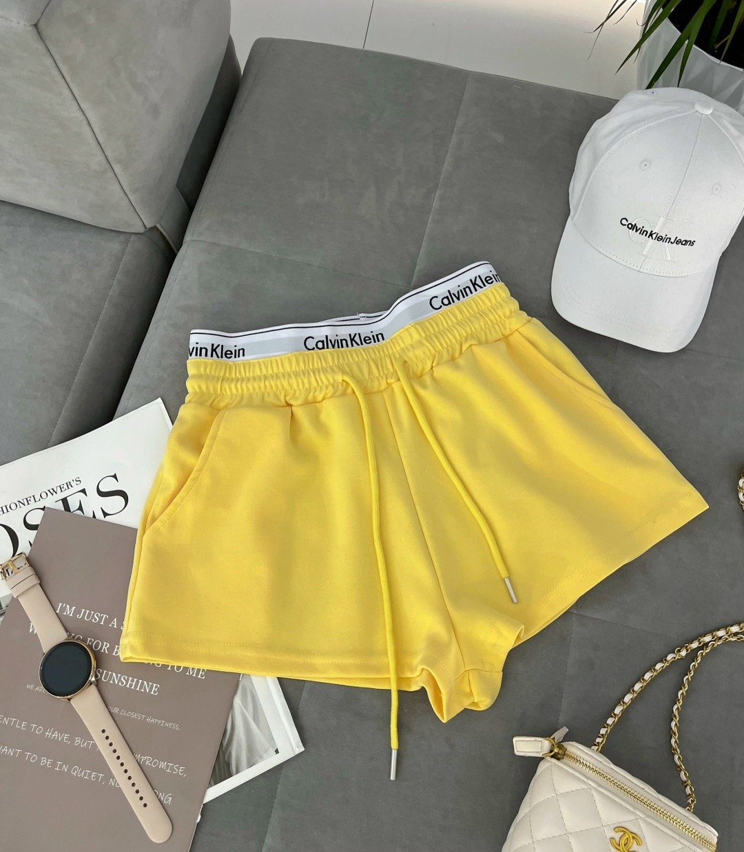 шорты женские,шорты женские короткие свободные,шорты с резинкой,желтые шорты,спортивные шорты