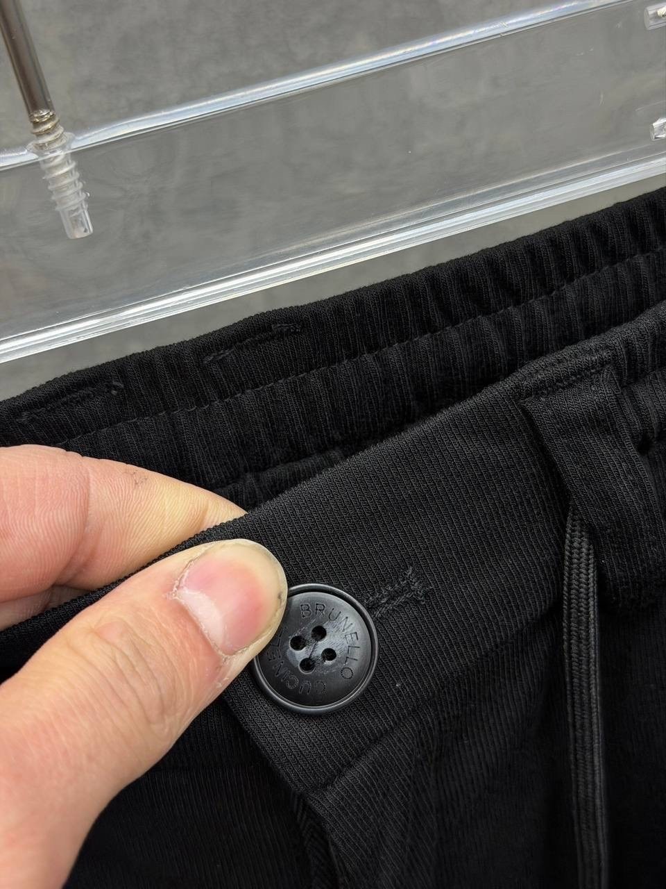 спортивный костюм brunello cucinelli,прогулочный костюм brunello cucinelli,спортивный костюм brunello cucinelli чёрный,костюм brunello cucinelli,мужской спортивный костюм brunello cucinelli