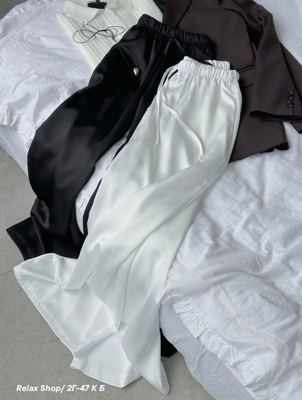 брюки с широкими штанинами элегантные,брюки женские атласные с широкими штанинами,атласные брюки,брюки с широкими штанинами,широкие брюки