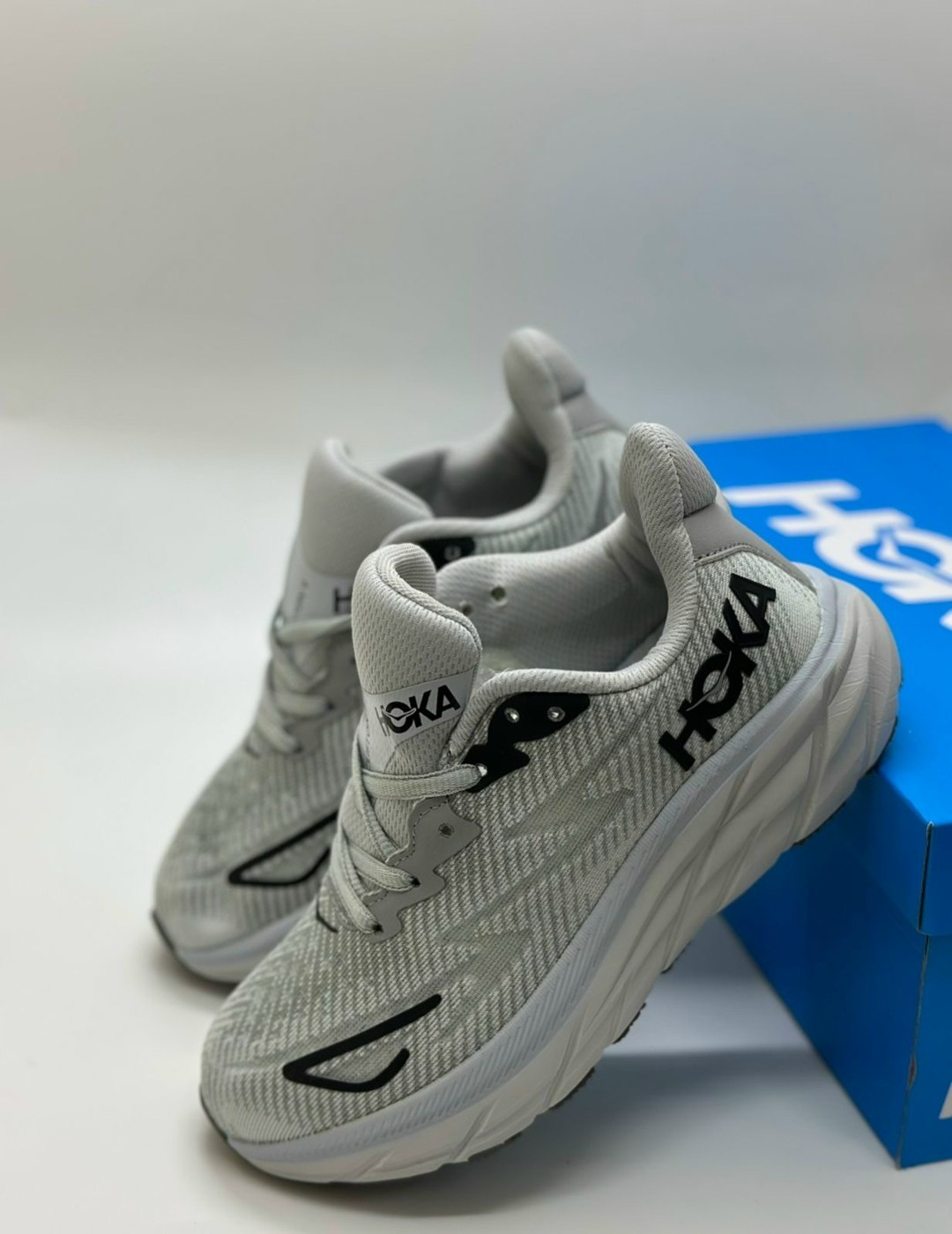 кроссовки hoka one one,кроссовки hoka,кроссовки,беговые кроссовки hoka,хока кроссовки