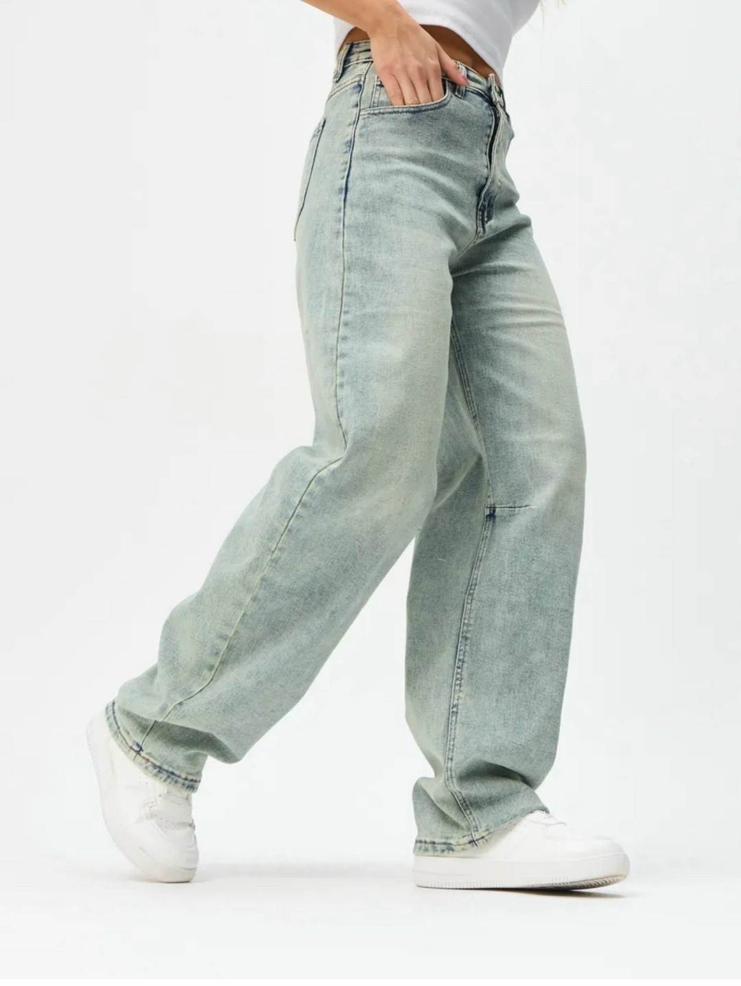 женские джинсы,мешковатые широкие джинсы светло-голубого цвета levi's,джинсы,джинсы широкие,брюки джинсы