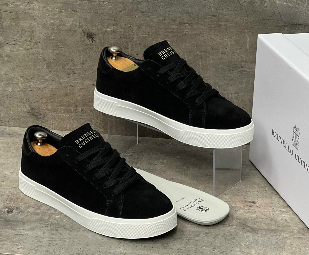 замшевые кеды мужские,кеды замшевые,мужские кроссовки черные из замши и белой подошвой,,мужские кеды