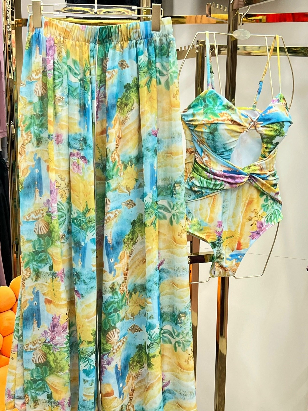 летнее женское платье,летние наряды,пляжное платье,летние платье,летнее женское платье со свежим принтом