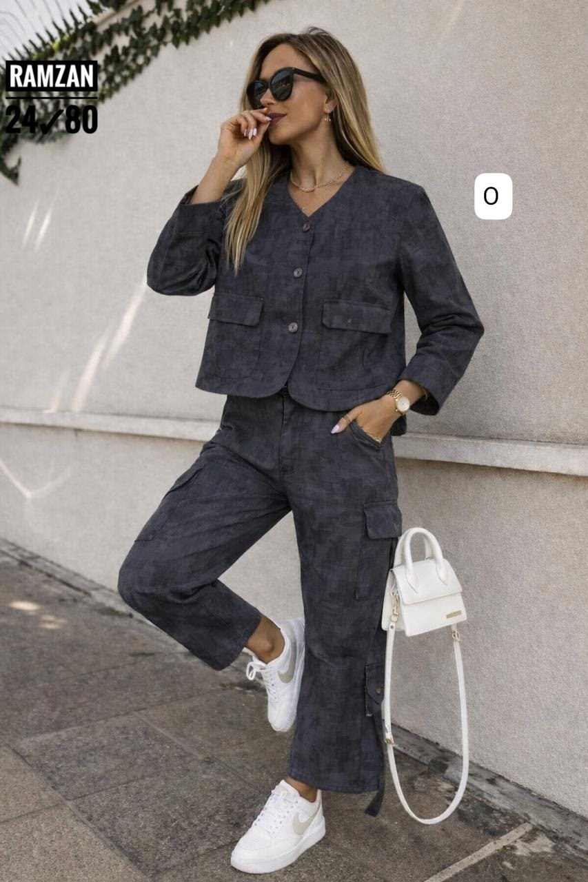 брючный вельветовый костюм с рубашкой,брючный костюм из вельвета женский,вельветовый костюм женский,костюм брючный с рубашкой,костюм брючный повседневный