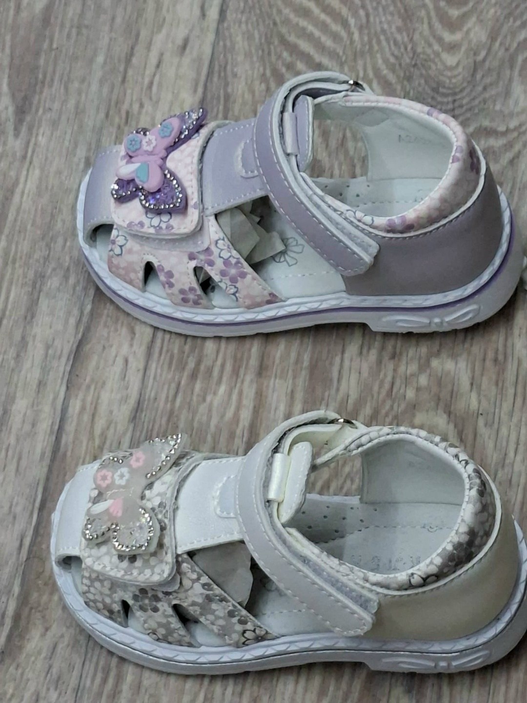 детские сандалии,детская ,,детские босоножки,сандалии для девочек
