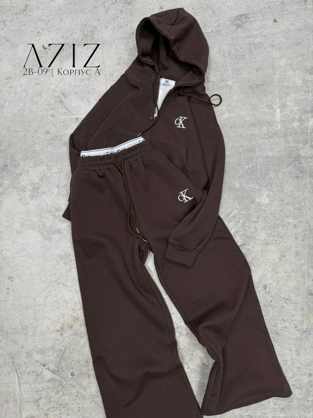 серый спортивный костюм кельвин кляйн,спортивный костюм серый gap,костюм на флисе,костюм спортивный,спортивный костюм женский