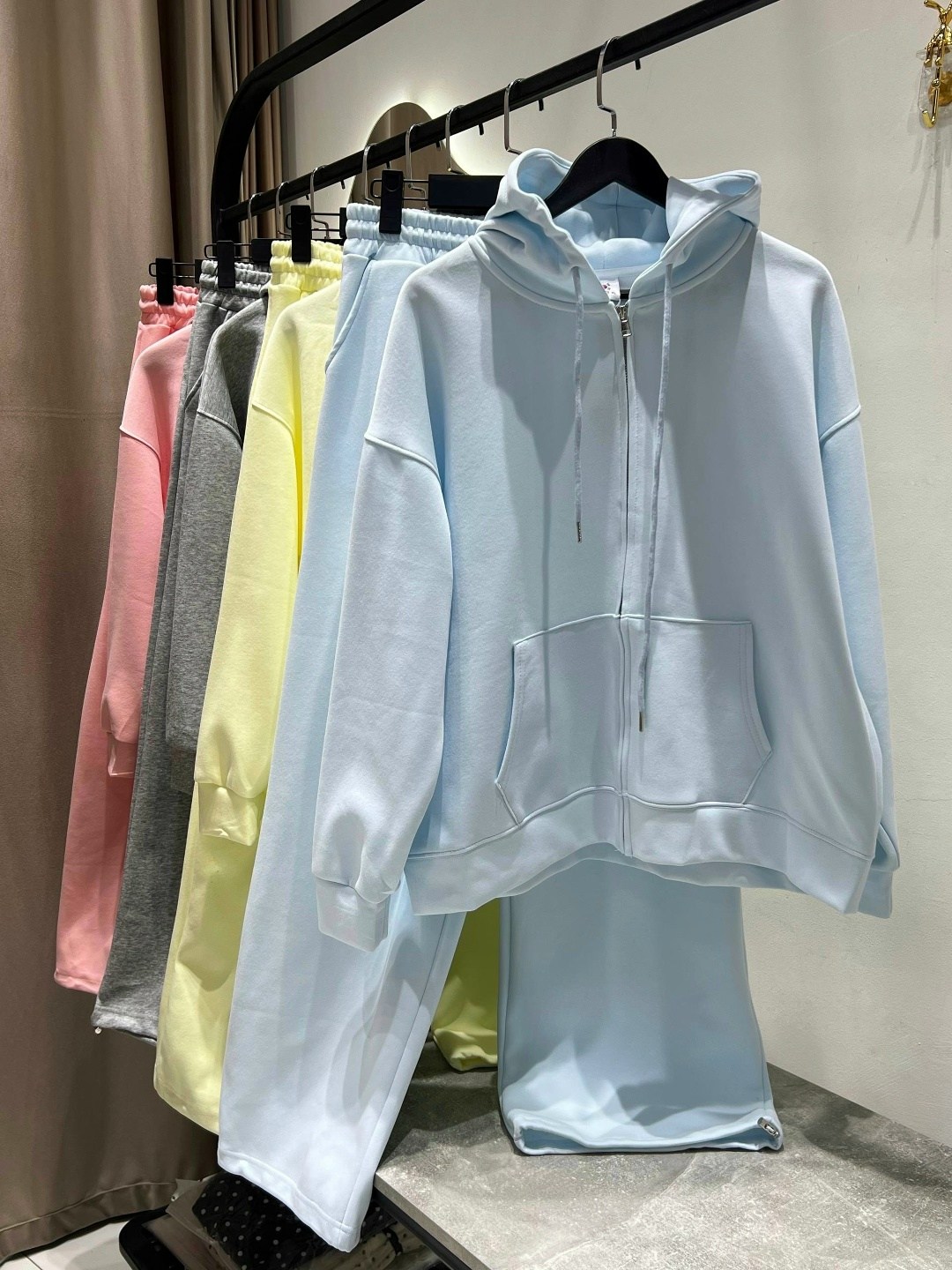 cпортивный костюм женский на флисе,костюм спортивный,костюм женский на флисе,розовые костюмы,костюм женский