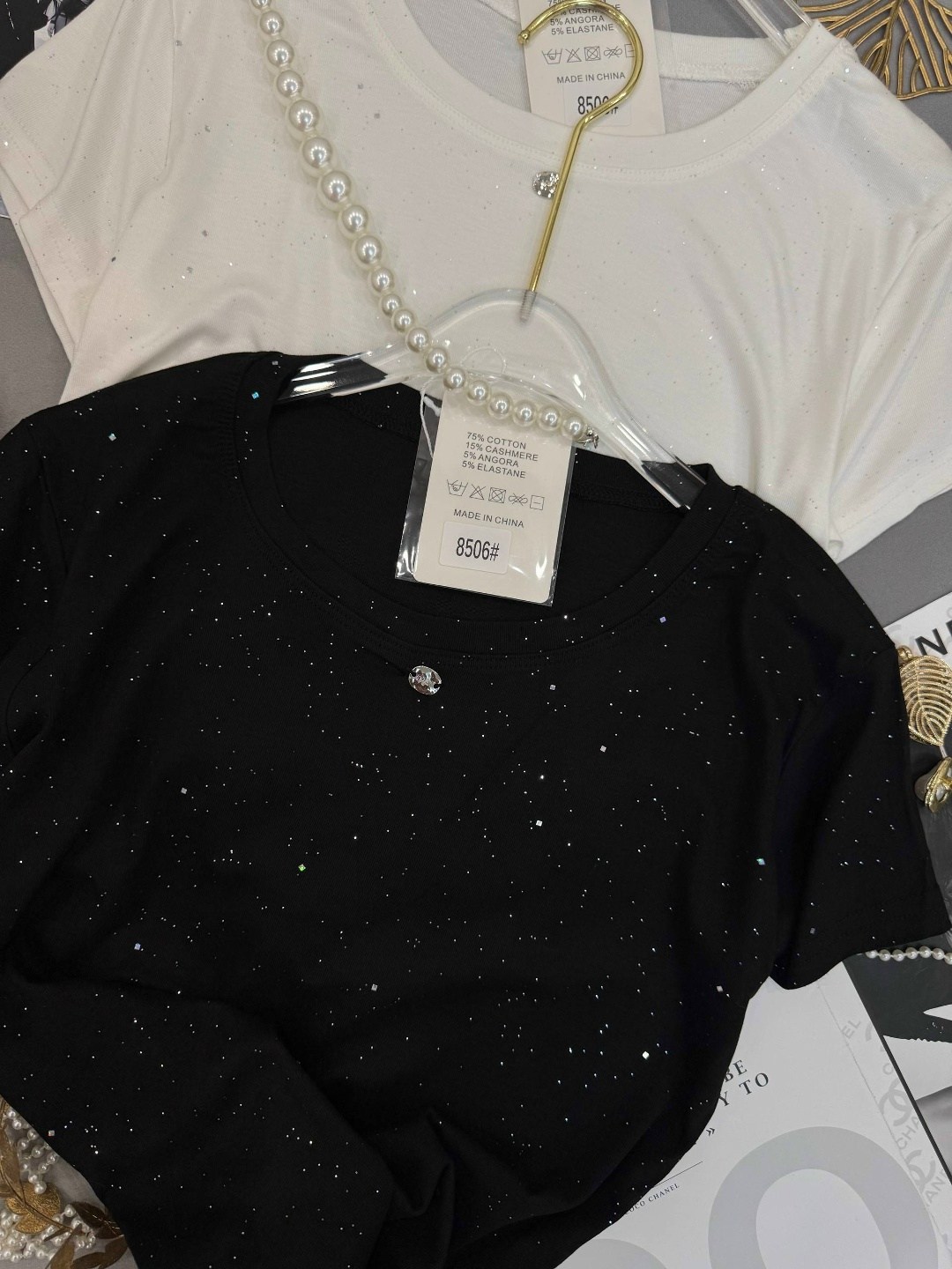 бежевая футболка женская,футболка бежевая однотонная,женская футболка,футболка с цепочкой,футболка бежевая