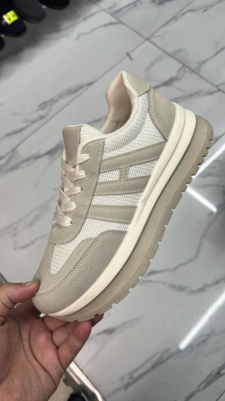 кроссовки женскиe,кроссовка,кроссовки повседневные,кроссовки ,кроссовки модные