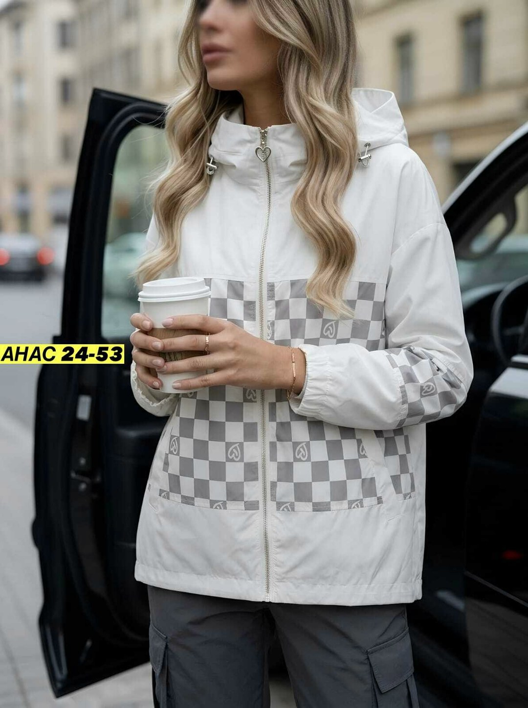 женская куртка,стильная куртка,куртка,демисезонная куртка,легкая куртка