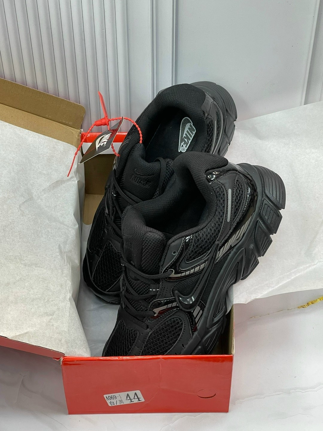 nike кроссовки,кроссовки nike v5 rnr,кроссовки для мужчин,женские кроссовки nike,