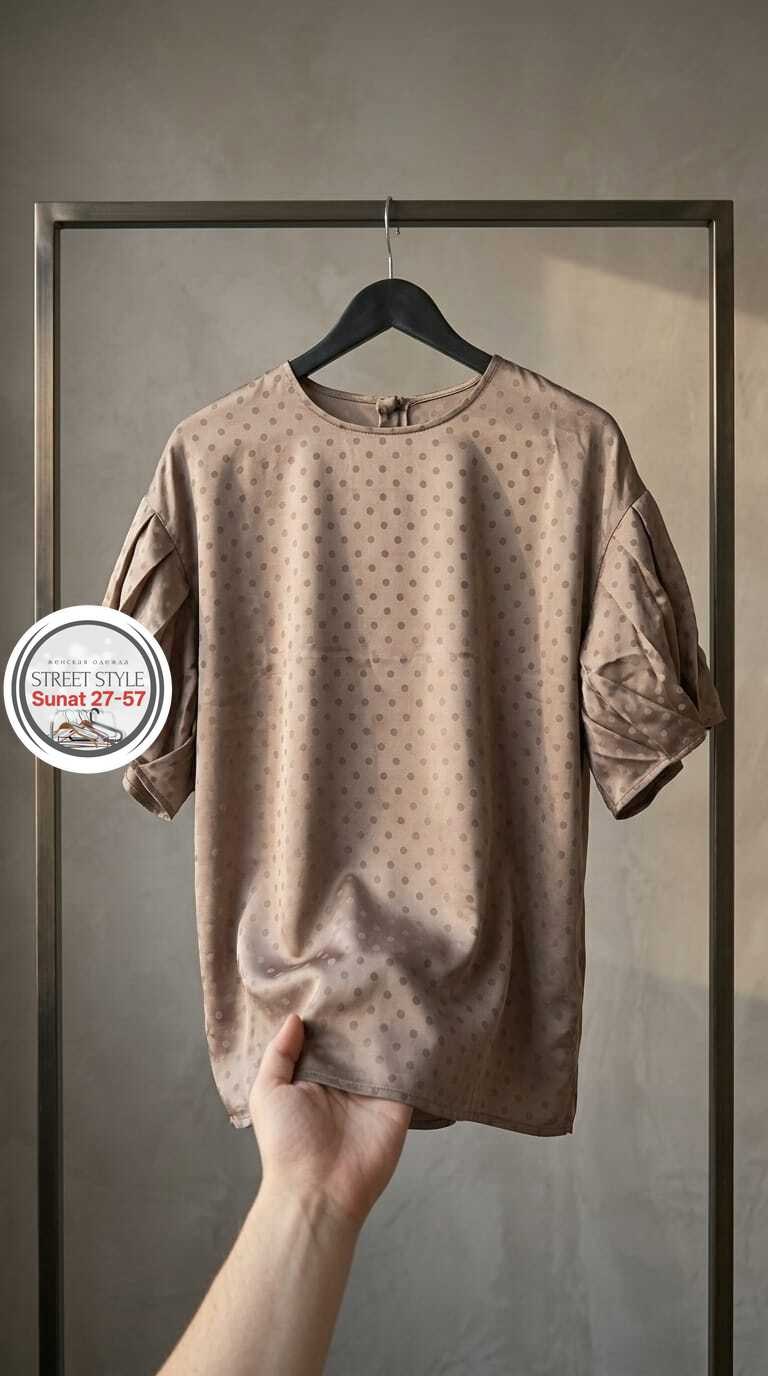 женская футболка,джемпер бежевый,футболки оверсайз,футболка оверсайз со стразам,футболки женская оверсайз