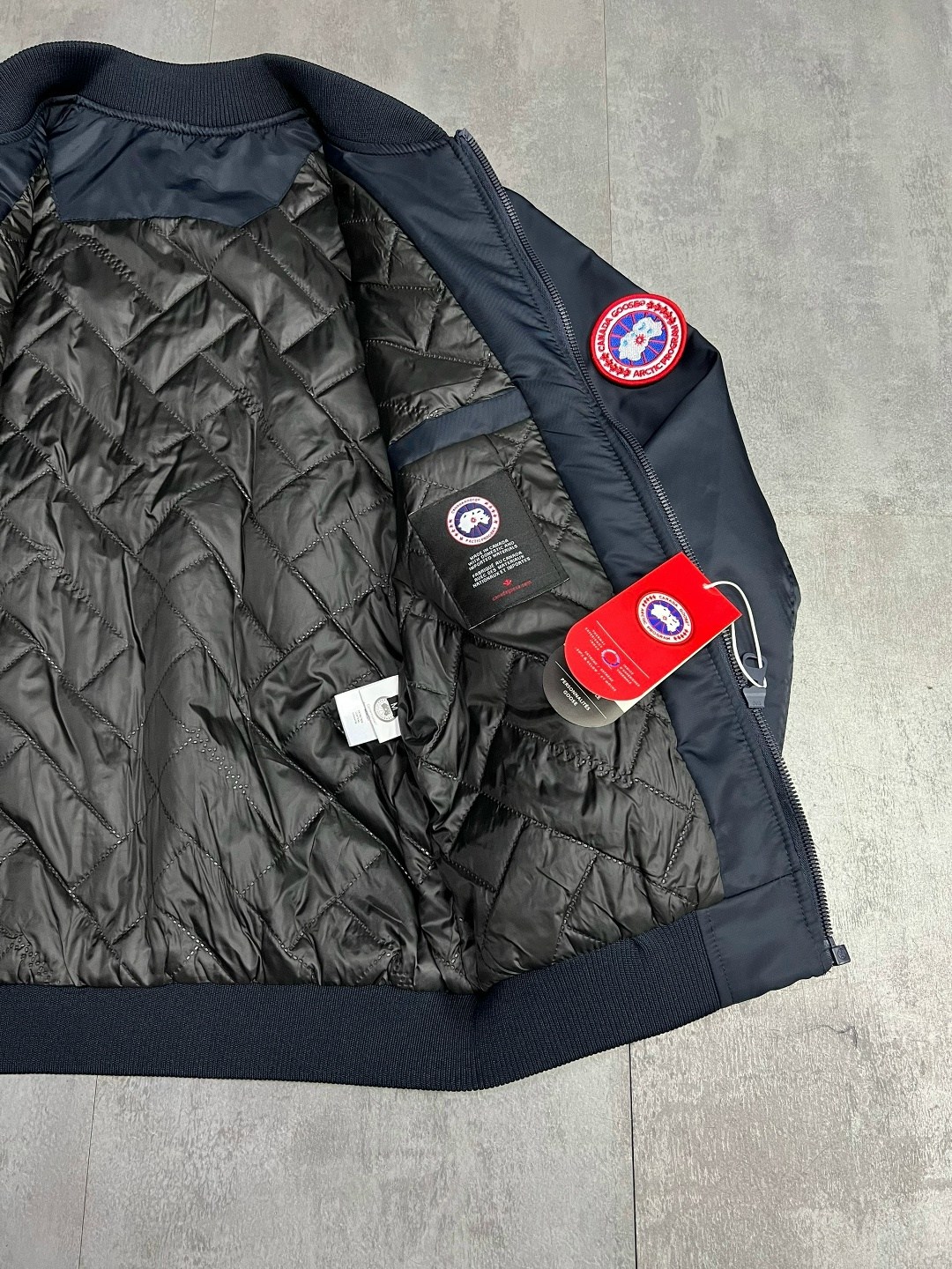 куртка бомбер,куртка,bomber jacket,canada goose faber bomber,куртка черная