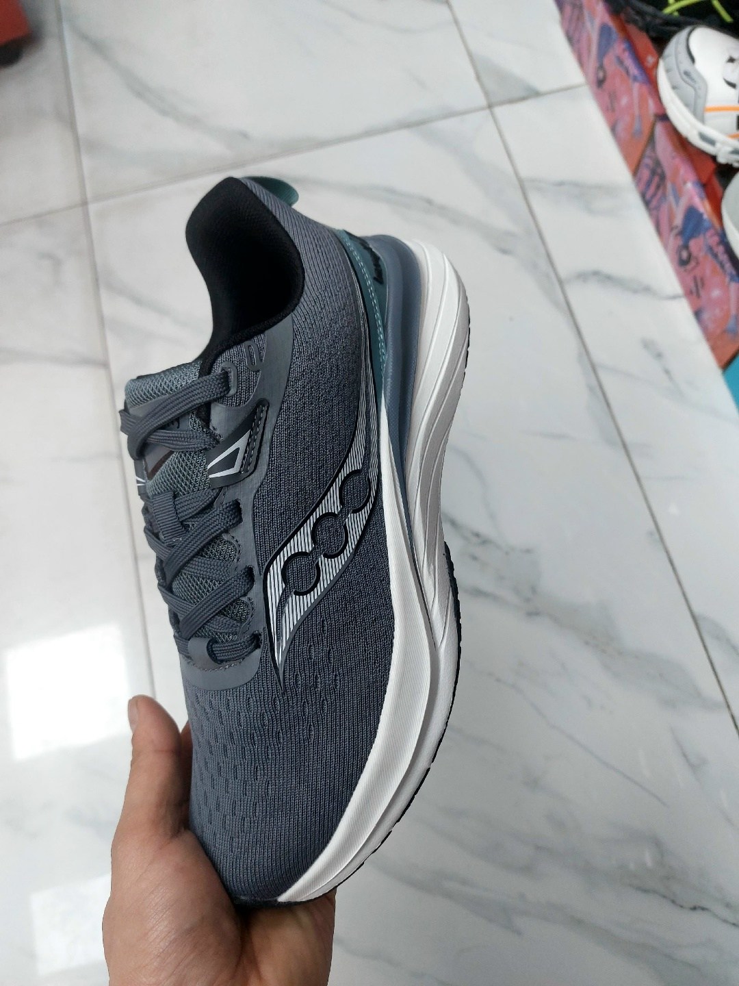 кроссовки saucony,мужские кроссовки saucony,кроссовки saucony endorphin speed 3,мужские кроссовки для бега saucony,мужские кроссовки для бега saucony endorphin