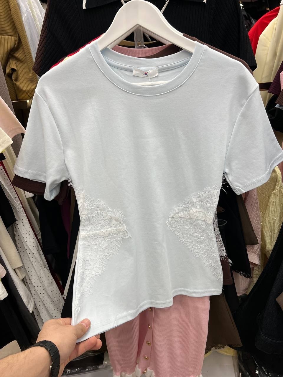 футболка с кружевами,футболки женская,футболка кружевная,футболка с кружевом,футболка с кружевными вставками
