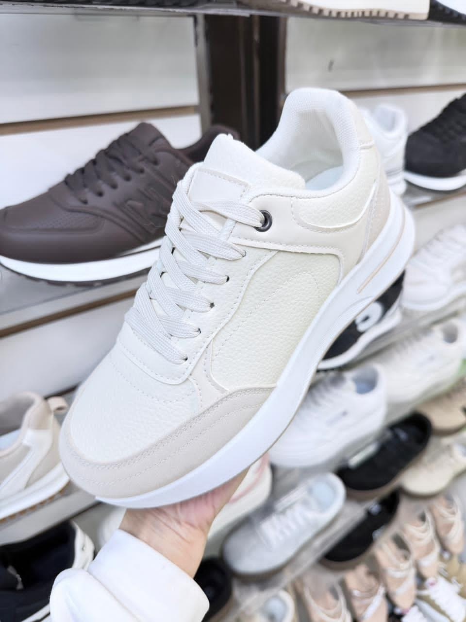 женские кроссовки,,кроссовки для женщин,кроссовка,кроссовки модные