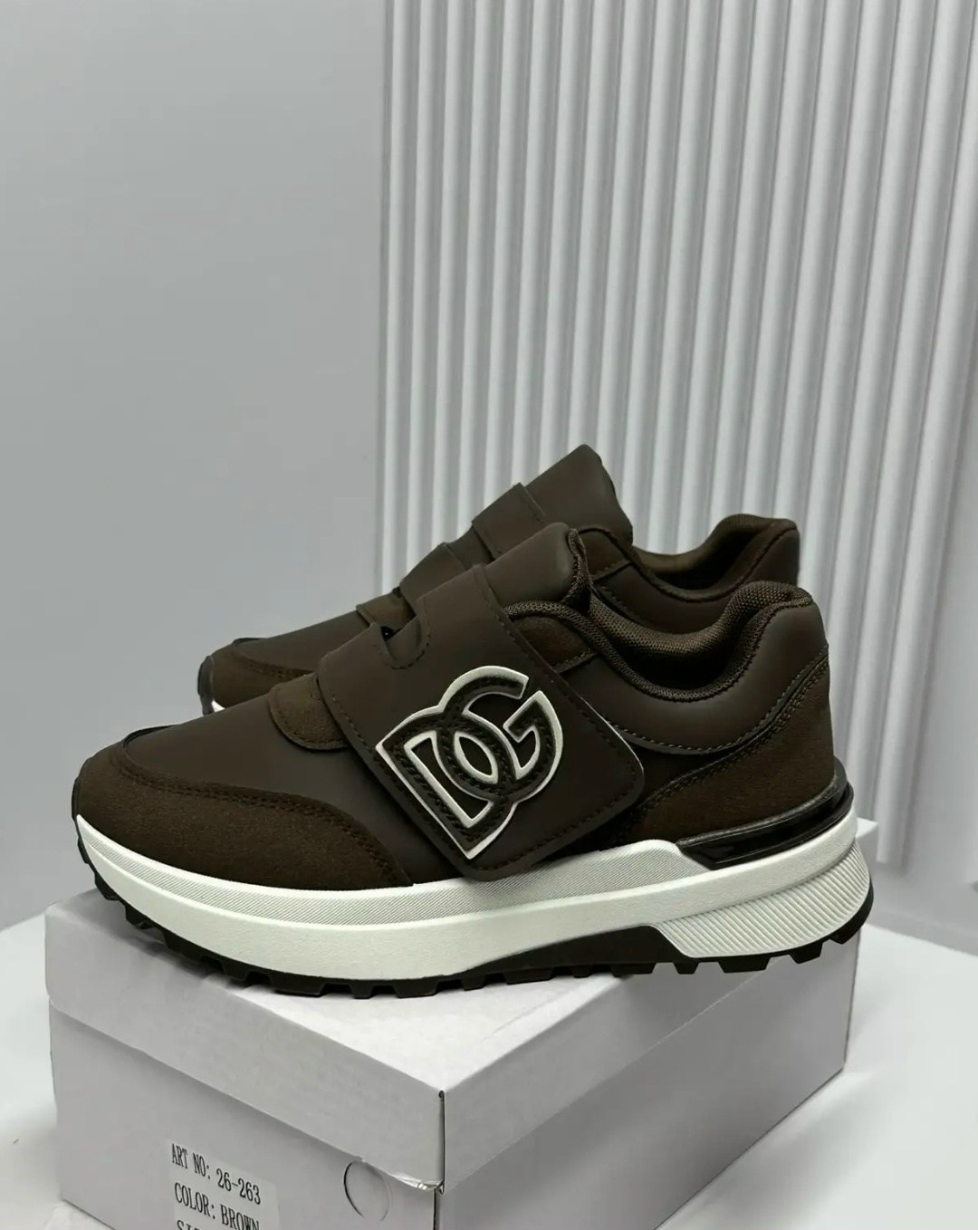 ,кроссовки chanel,женские кроссовки,кроссовки женские коричневые,повседневные кроссовки