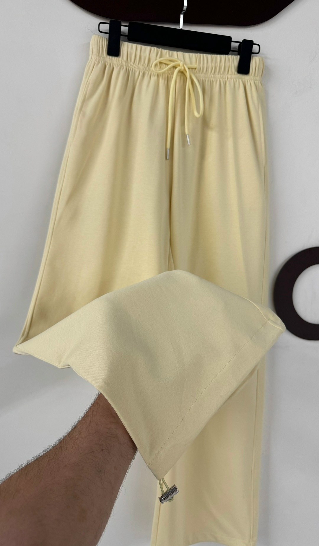 широкие брюки,брюки с широкими штанинами,повседневные брюки,брюки свободные,спортивные брюки