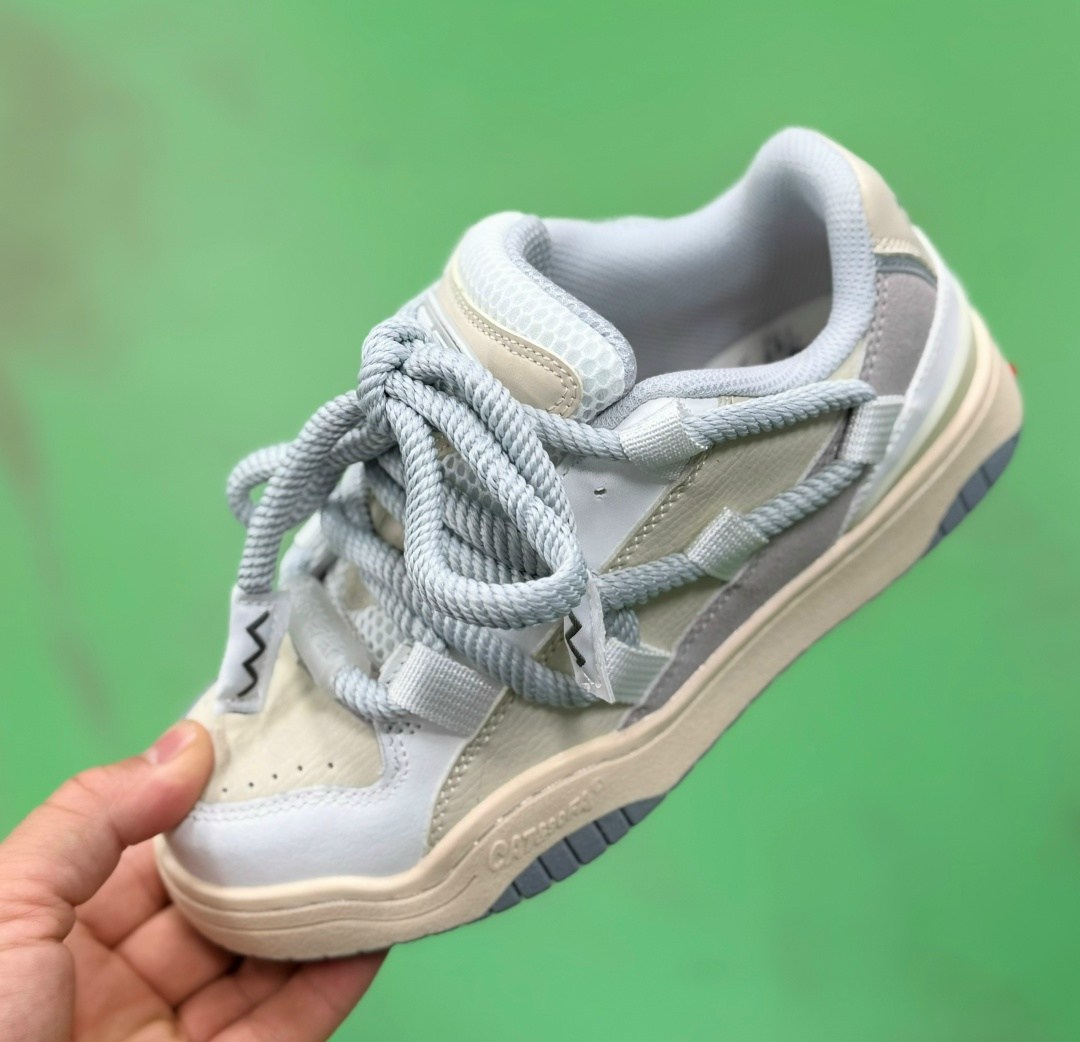 женские кроссовки,кроссовки cat&sofa,,кроссовки дутыши,оригинальные кроссовки