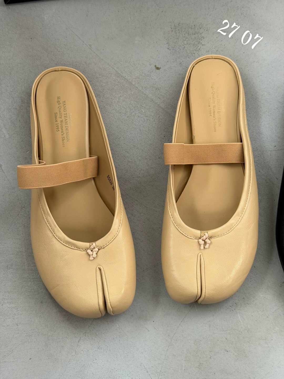 ,шлепанцы женские,туфли на плоской подошве,женские туфли на плоской подошве, на плоской подошве