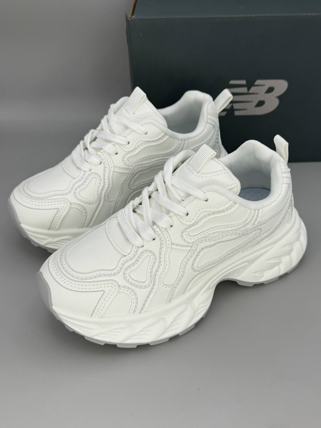 женские кроссовки,белые кроссовки,кроссовки на массивной подошве,женские массивные кроссовки,модные кроссовки