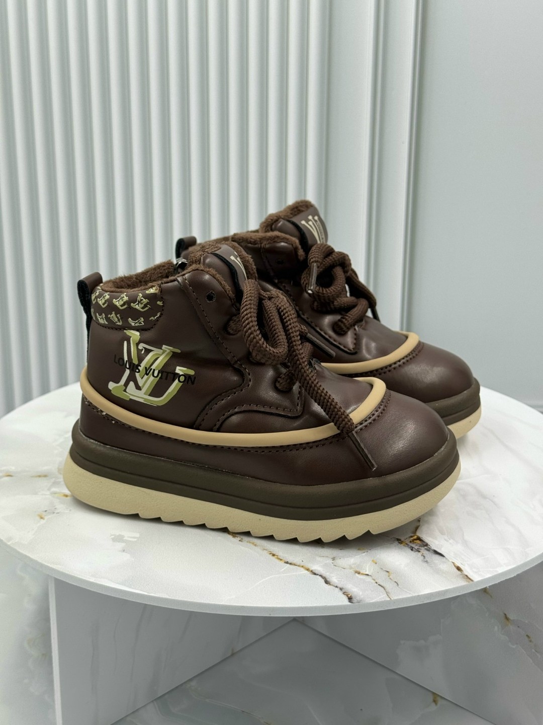 ,детские ботинки,детская ,детские зимние ботинки,ботинка