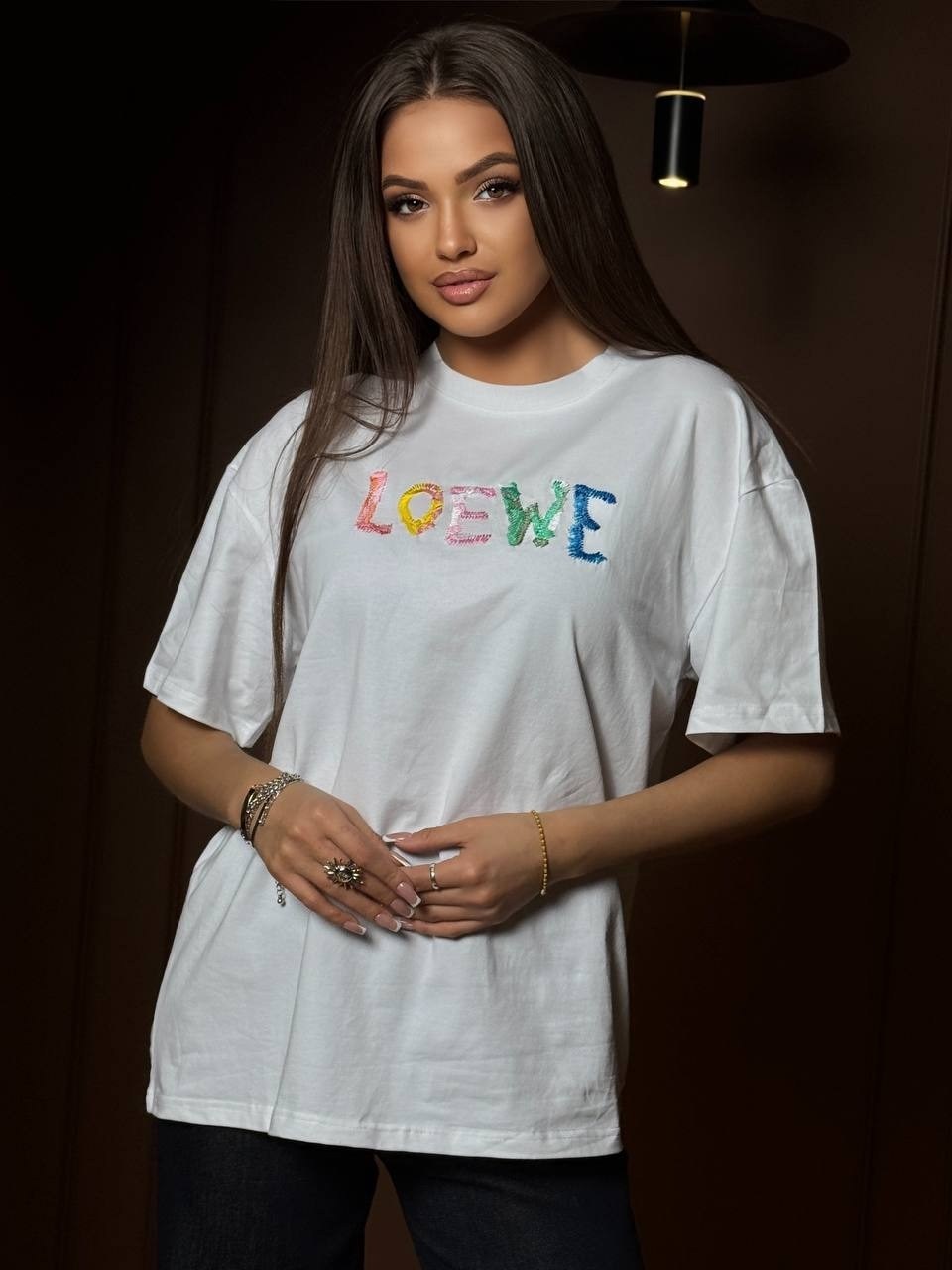 футболки женская,джинсы модные,джинсы и футболка,мода стиль,мода модная