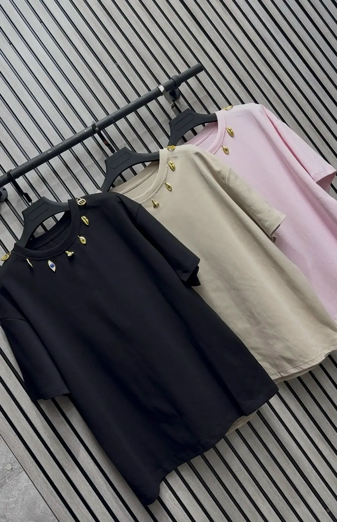 женская футболка,брендовые вещи,трикотажная футболка,футболочка в стиле оверсайз