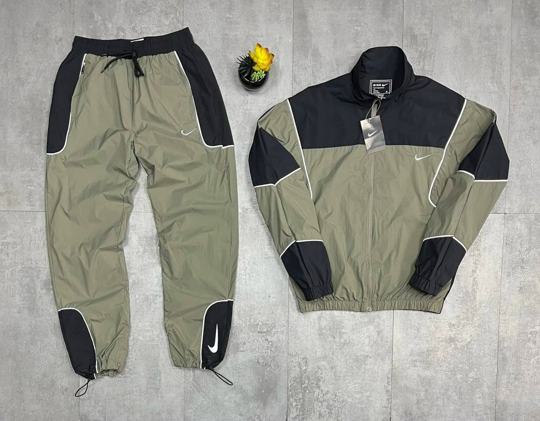 спортивный костюм мужской nike,спортивные костюмы nike,спортивный костюм мужской nike swoosh,мужские спортивные костюмы,спортивный костюм nike плащевка