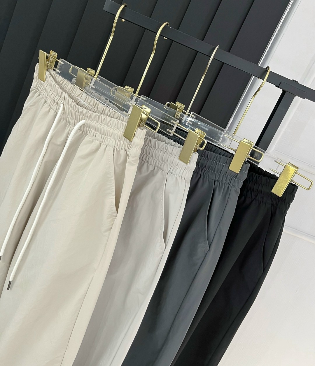 брюки джоггеры,джоггеры на флисе,спортивные брюки,женские джоггеры,брюки свободные