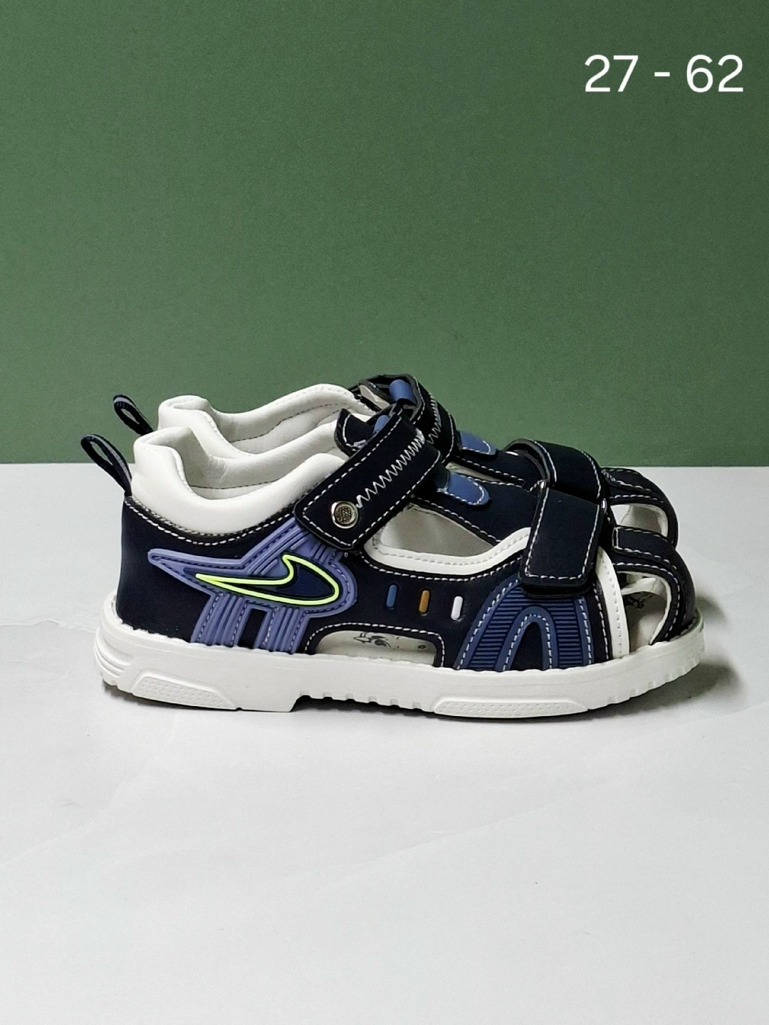 сандалии,,детские сандалии, детская,кроссовки