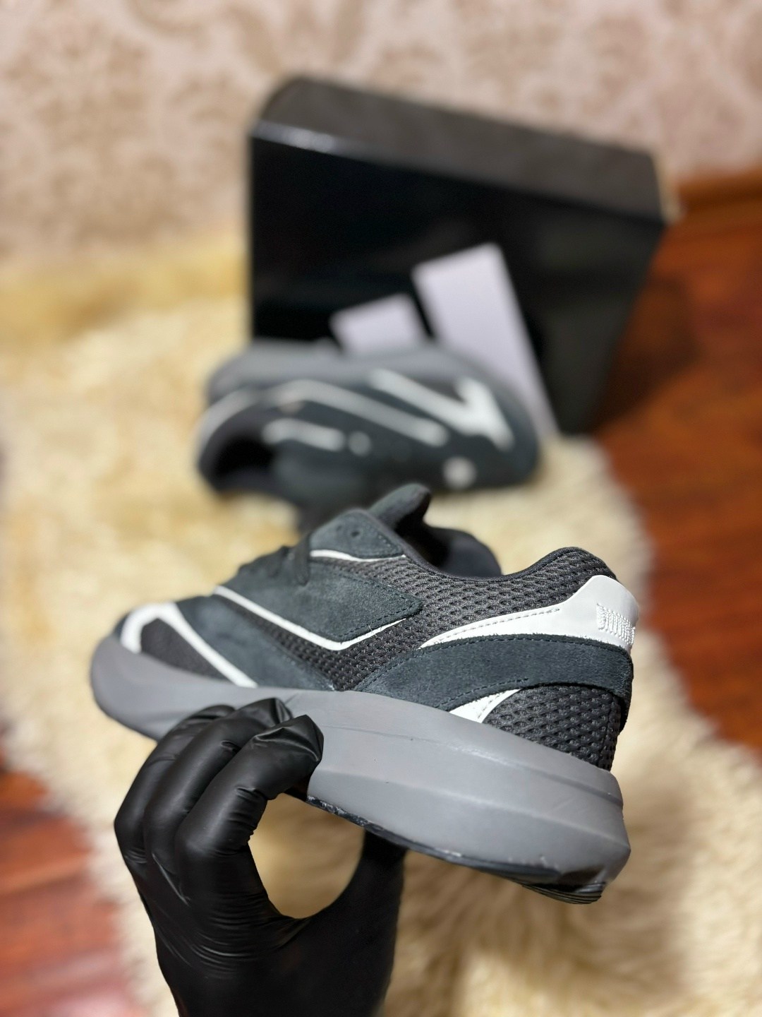 кроссовки adidas yeezy boost 700,adidas yeezy boost 700 v 2,adidas yeezy boost 700,adidas yeezy 700,кроссовки adidas yeezy boost