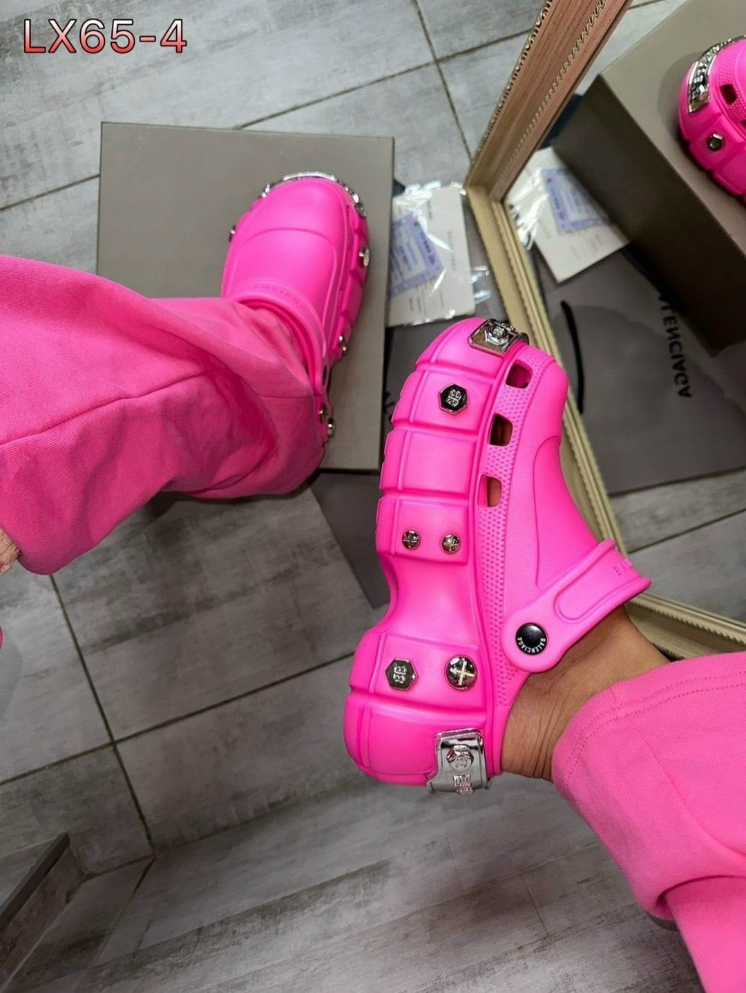 сабо balenciaga,balenciaga crocs,balenciaga x crocs,сабо баленсиага,сабо баленсиага кроксы