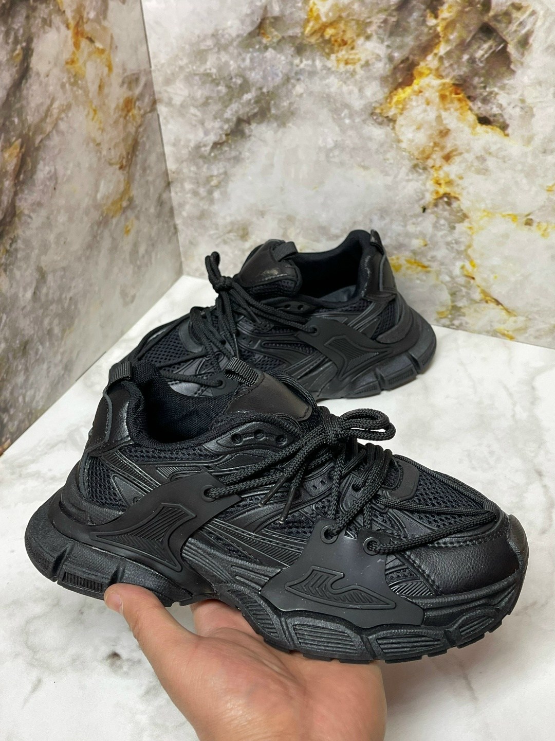 женские кроссовки,кроссовки,массивные кроссовки,массивные кроссовки женские,кроссовки модные