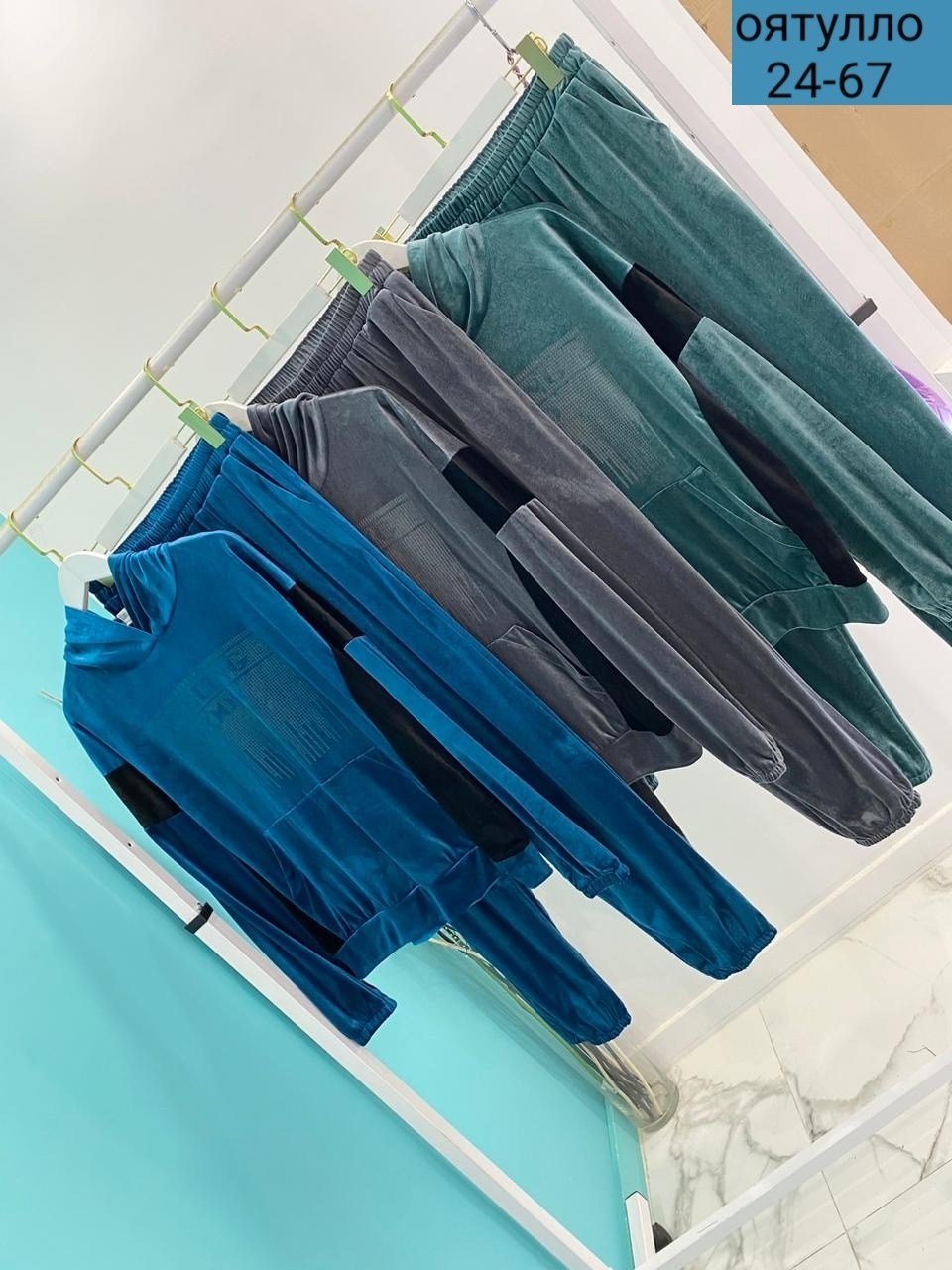 на полных велюровый спортивный костюм,спортивный велюровый костюм,модные велюровые спортивные костюмы,велюровый костюм женский,спортивный костюм женский велюровый больших размеров by raheem fashion br