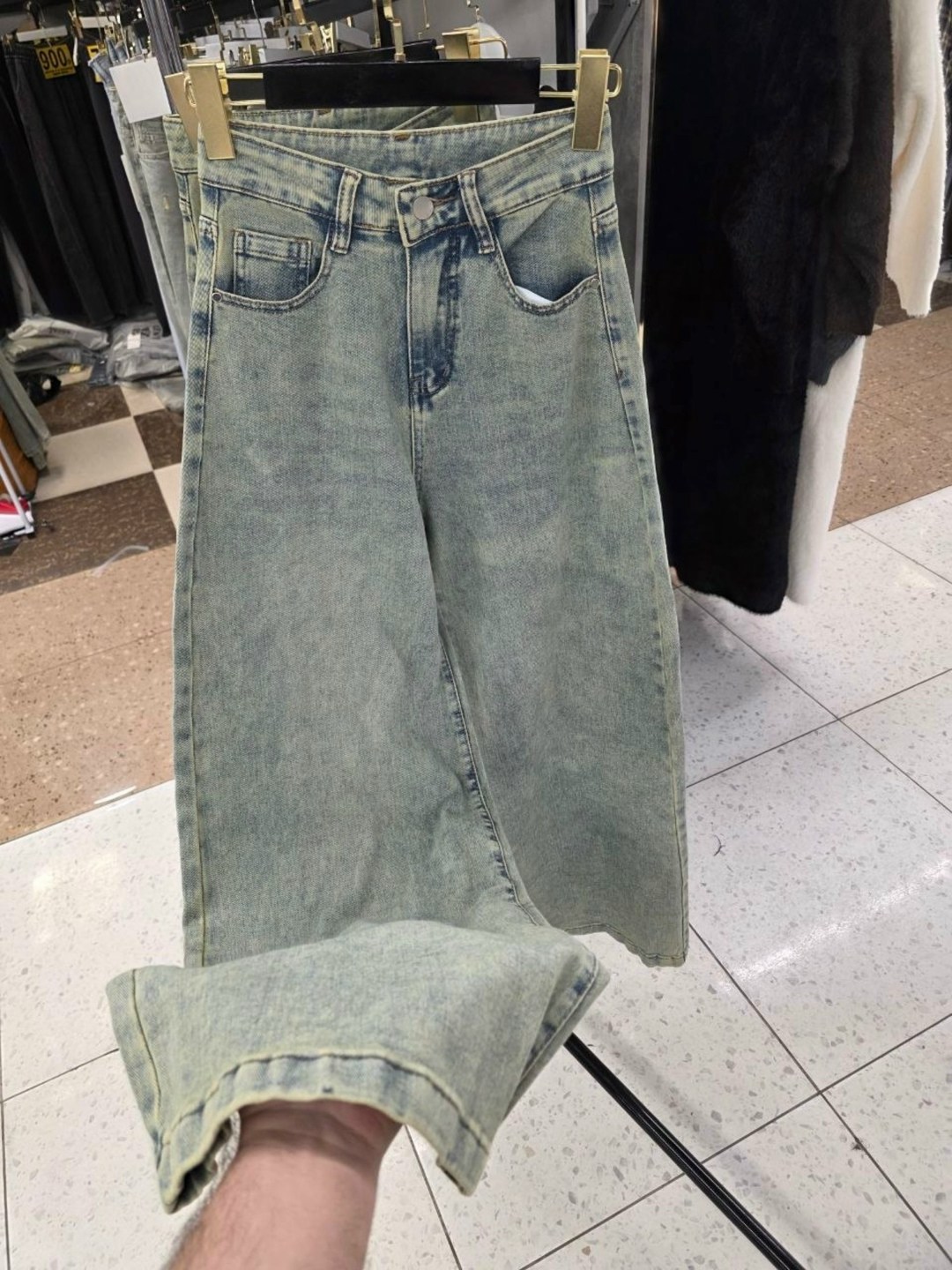 женские джинсы,джинсы широкие,стильные джинсы,джинсы широкие прямые,модные джинсы