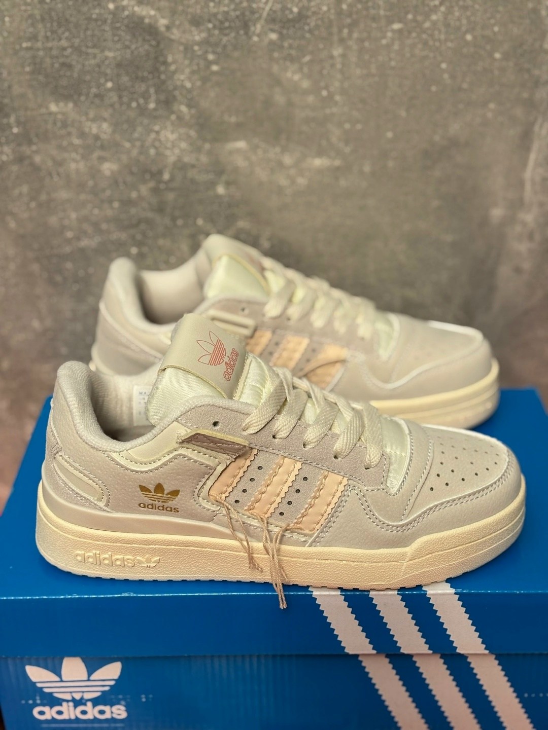 кроссовки adidas forum 84 low off white samand luxe,кроссовки adidas,кроссовки adidas forum 84 low off white,кроссовки adidas женские,кроссовки адидас