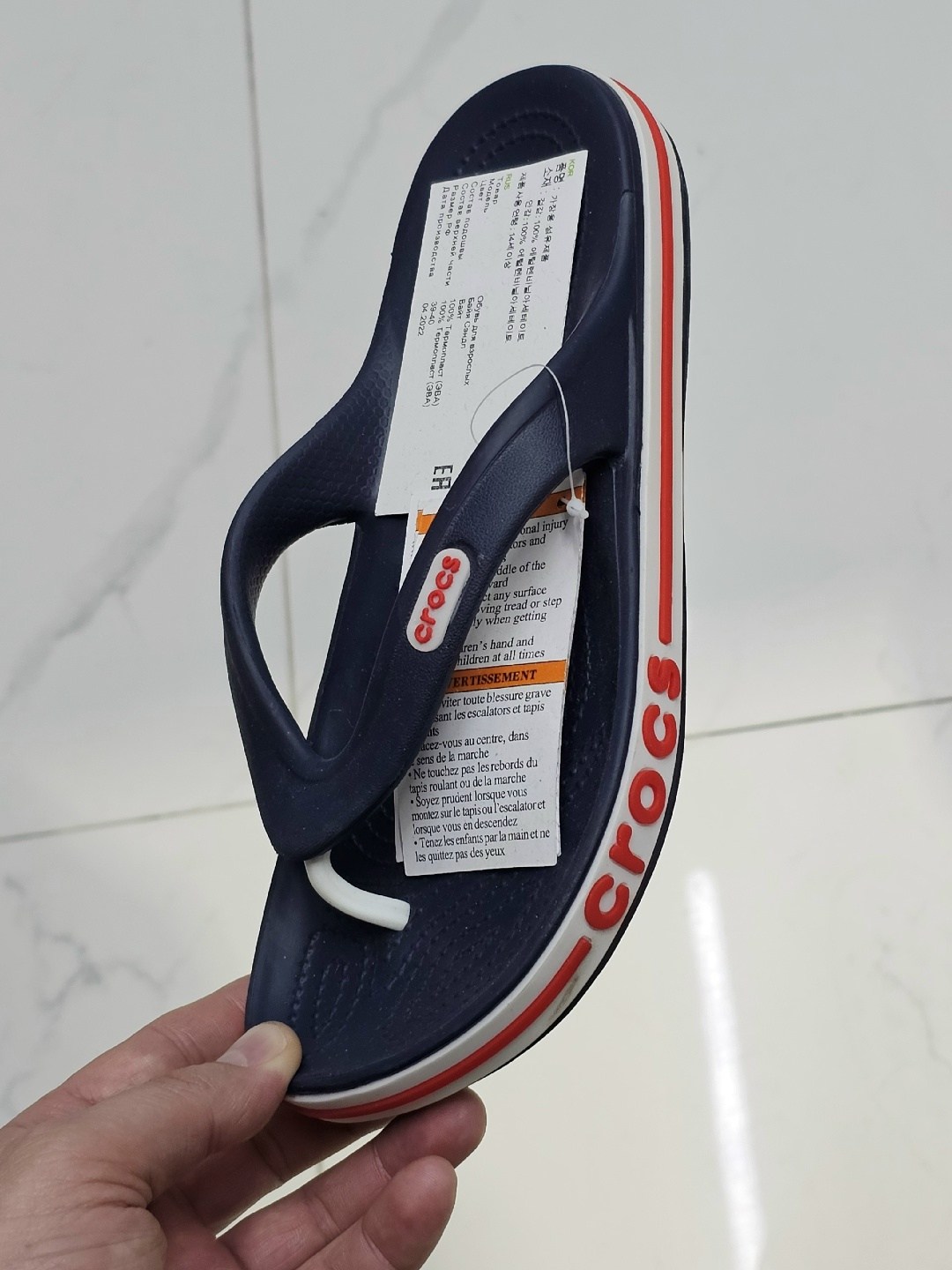 шлепанцы crocs,crocs bayaband flip,шлепанцы crocs bayaband flip,кроксы сланцы женские,сланцы crocs