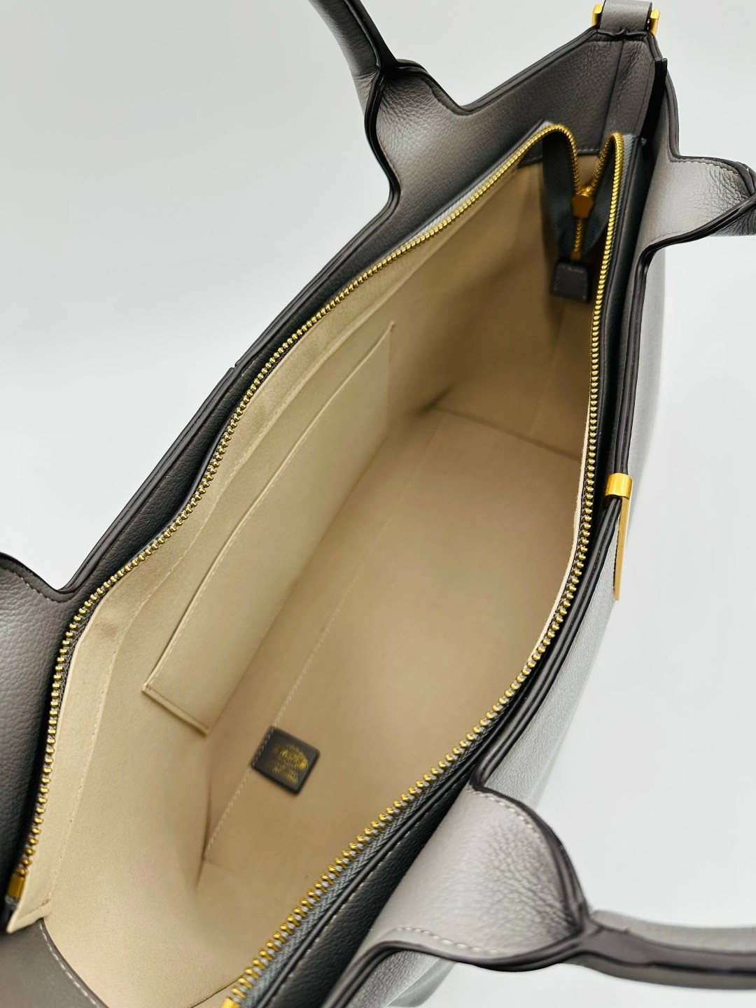 оранжевая сумка,сумка,сумки брендовые оранжевая,сумки женская,классическая сумка