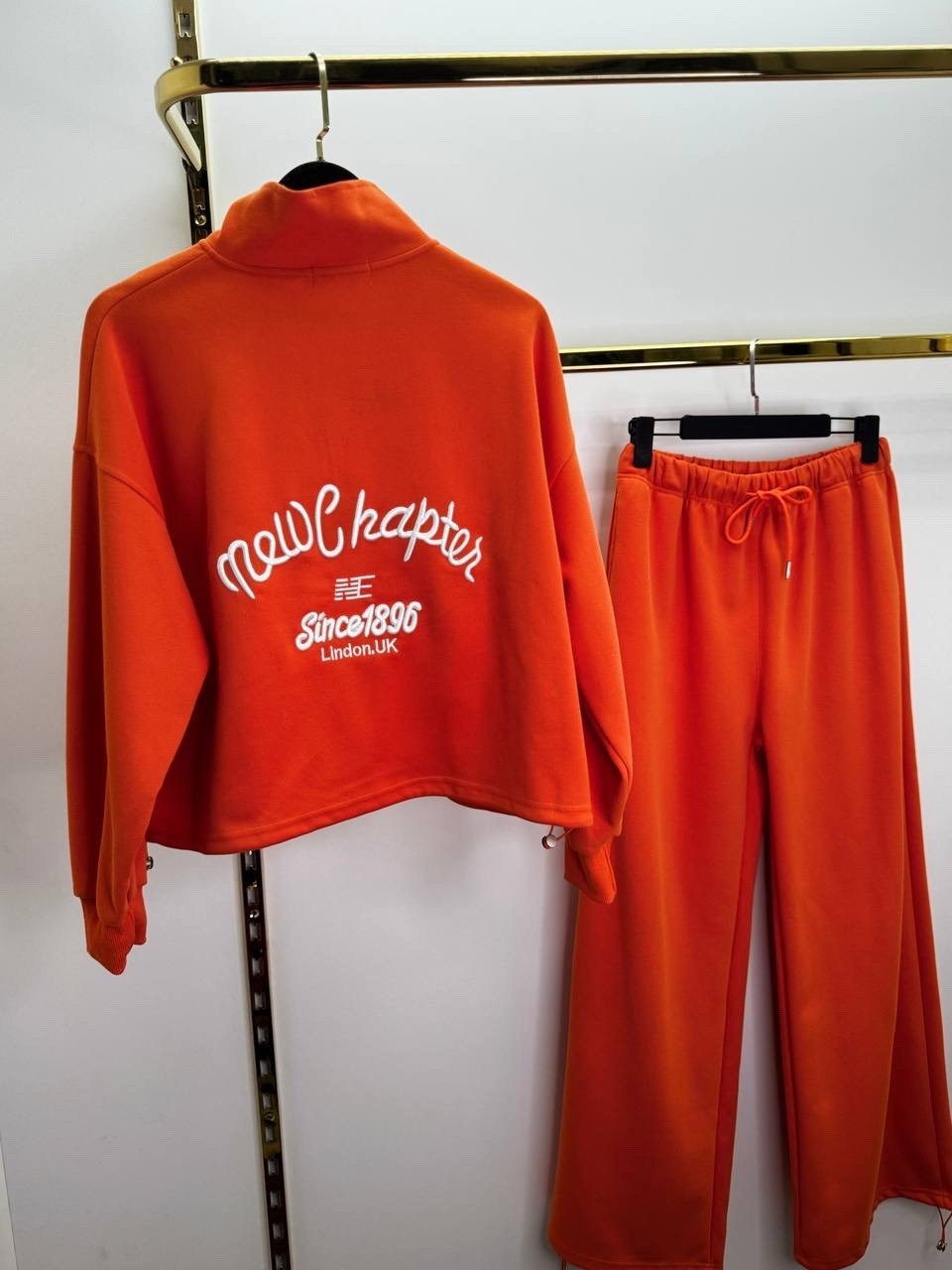 трикотажные костюмы,оранжевый костюм,женский спортивный костюм,костюм с брюками,спортивные костюмы женские на флисе
